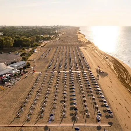 Apartment Comfortable House Close To The In Bibione