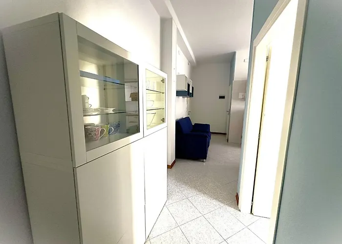 Comfortable House Close To The In Apartment