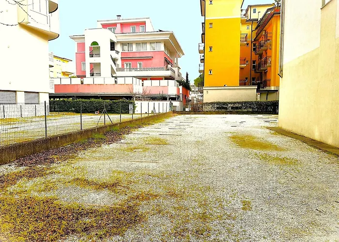 Comfortable House Close To The In Apartment Bibione